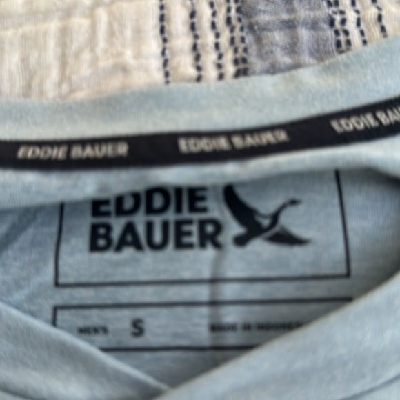 Eddie Bauer Short Sleeve Henley - Picture 3 of 4